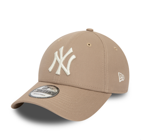 9FORTY New York Yankees League Essential Cap Braun