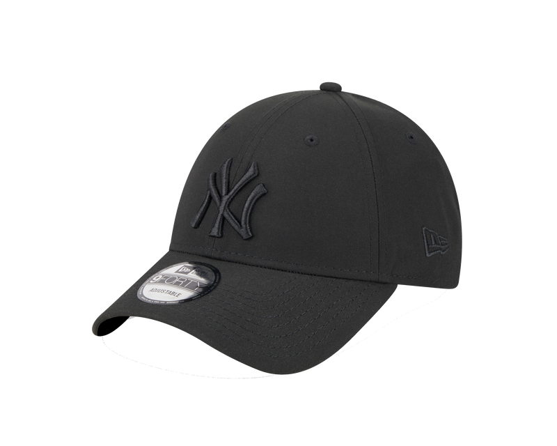 9FORTY New York Yankees Repreve Outline Verstellbare Cap Schwarz
